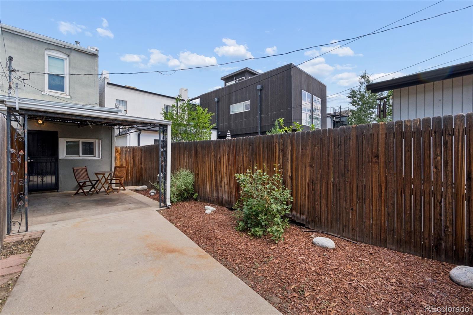 MLS Image #21 for 3014  california street,denver, Colorado