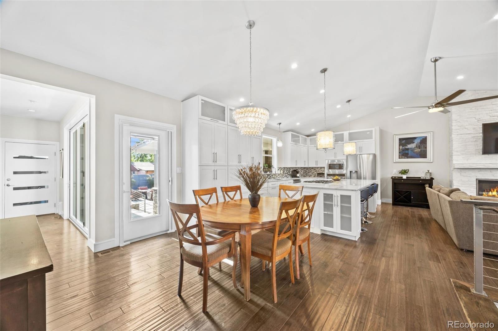 MLS Image #14 for 693 s ivy way,denver, Colorado