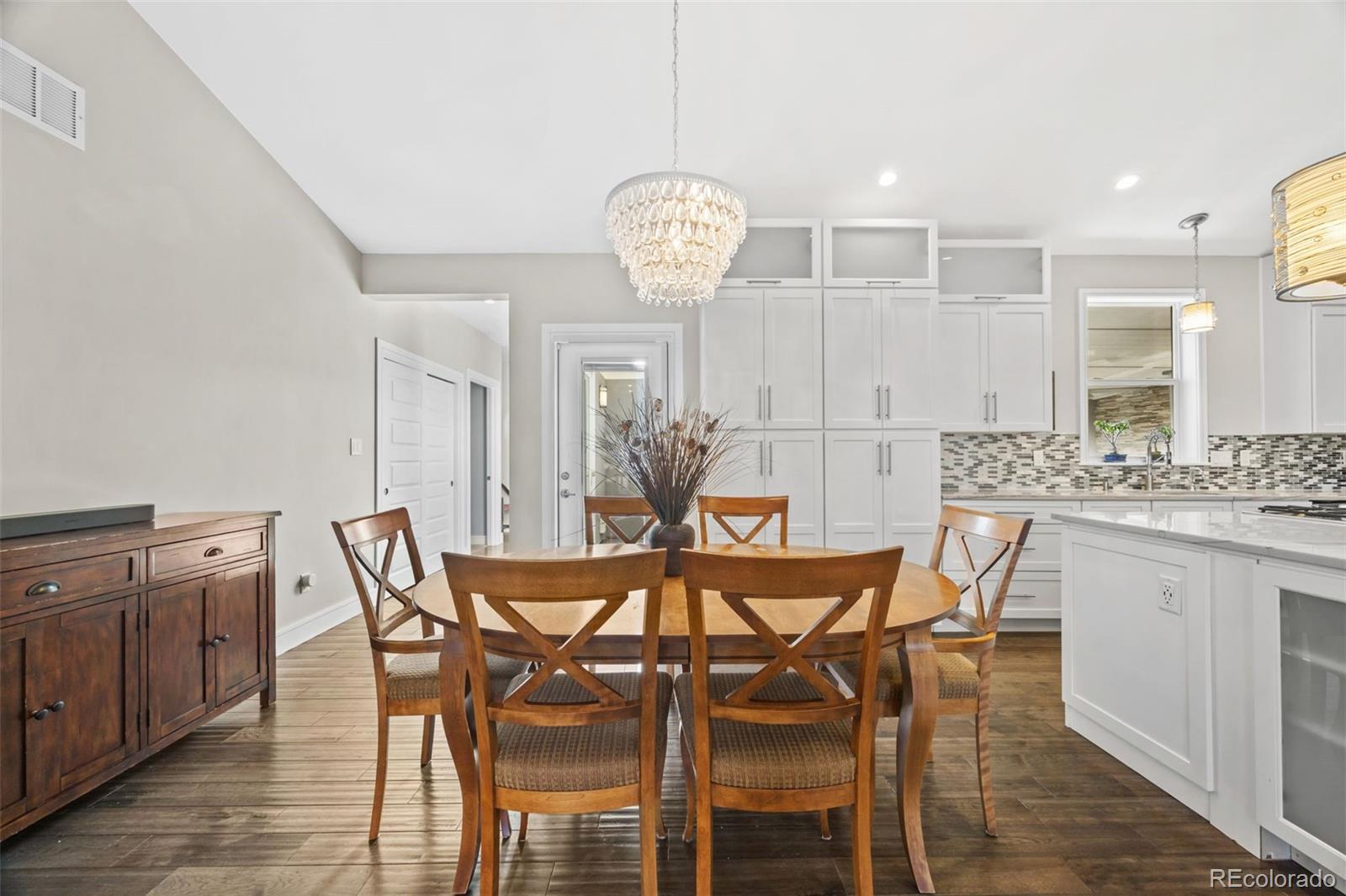MLS Image #15 for 693 s ivy way,denver, Colorado