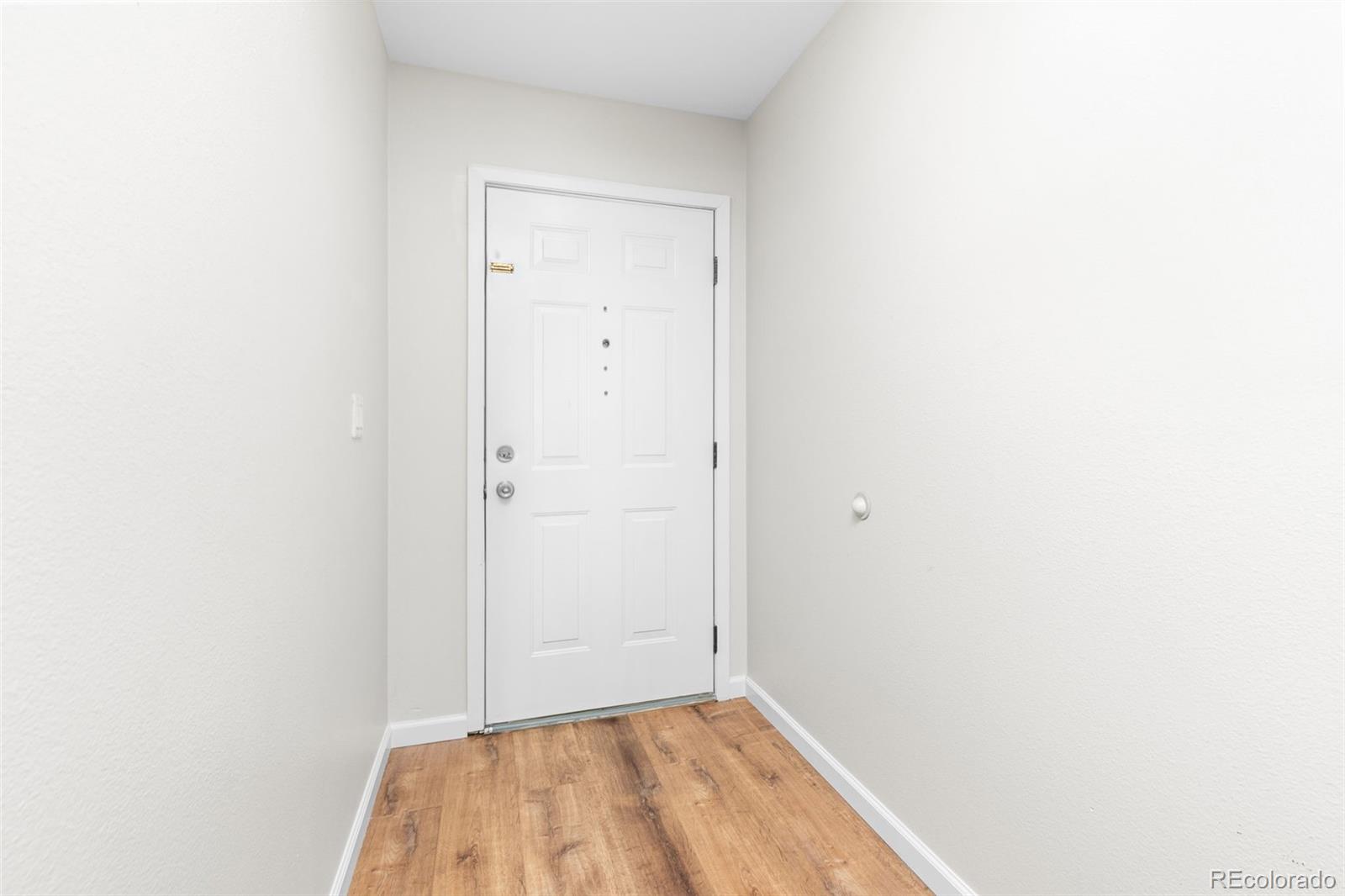 MLS Image #5 for 11209  holly street,thornton, Colorado