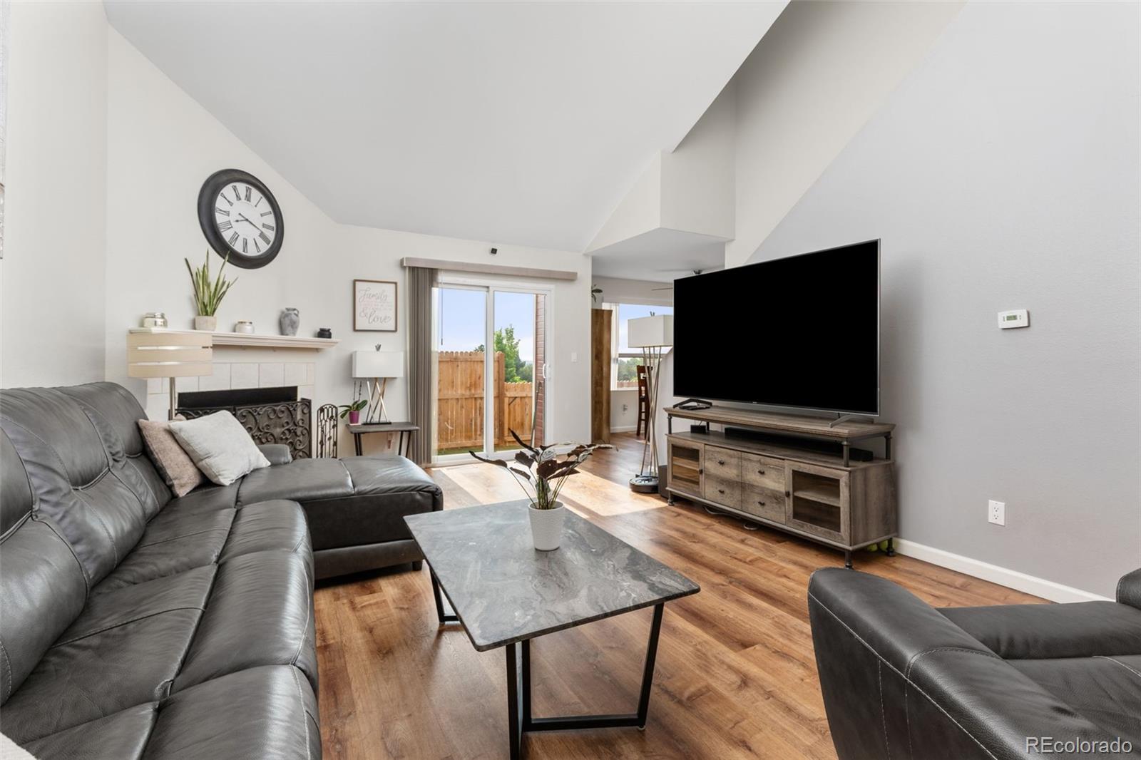 MLS Image #6 for 11209  holly street,thornton, Colorado