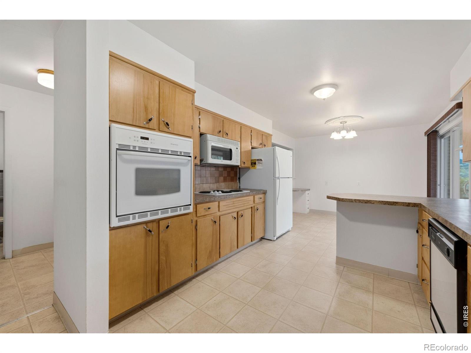 MLS Image #11 for 1607  agate court,loveland, Colorado