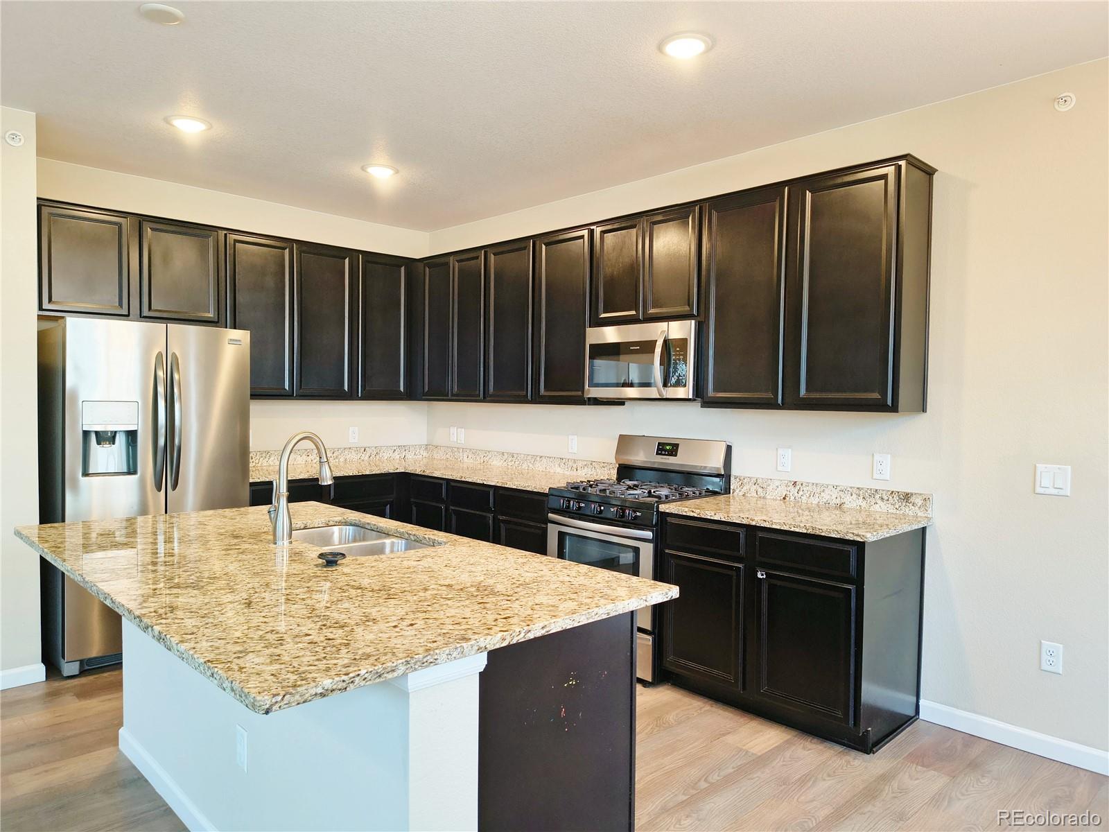 MLS Image #3 for 4644  copeland loop,littleton, Colorado