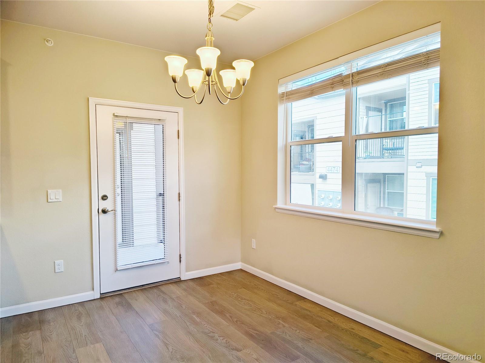 MLS Image #4 for 4644  copeland loop,littleton, Colorado