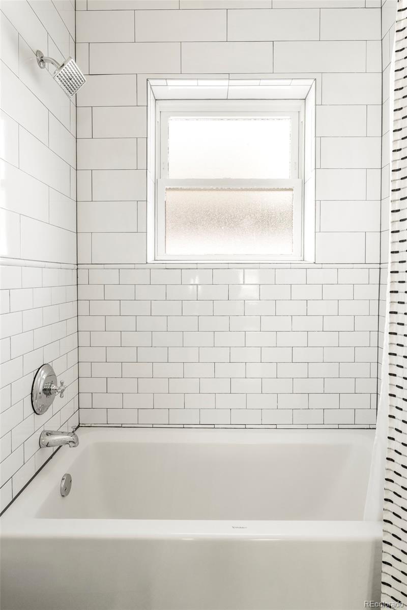 MLS Image #14 for 3041 w clyde place,denver, Colorado