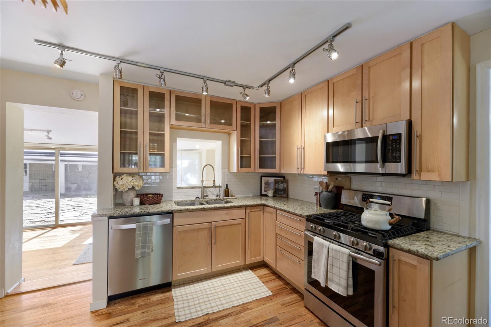 MLS Image #7 for 2670  olive street,denver, Colorado