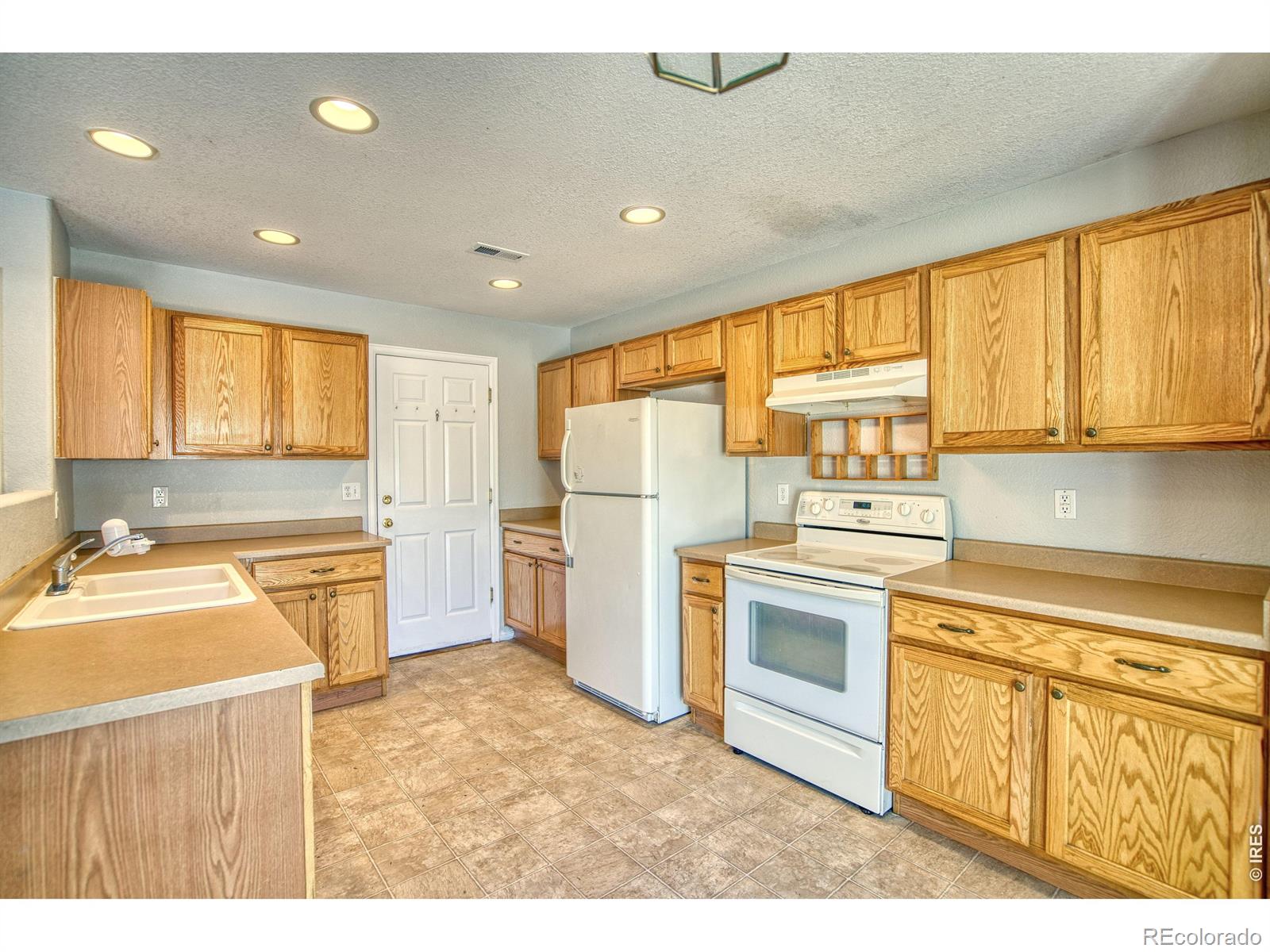 MLS Image #3 for 10595  butte drive,longmont, Colorado