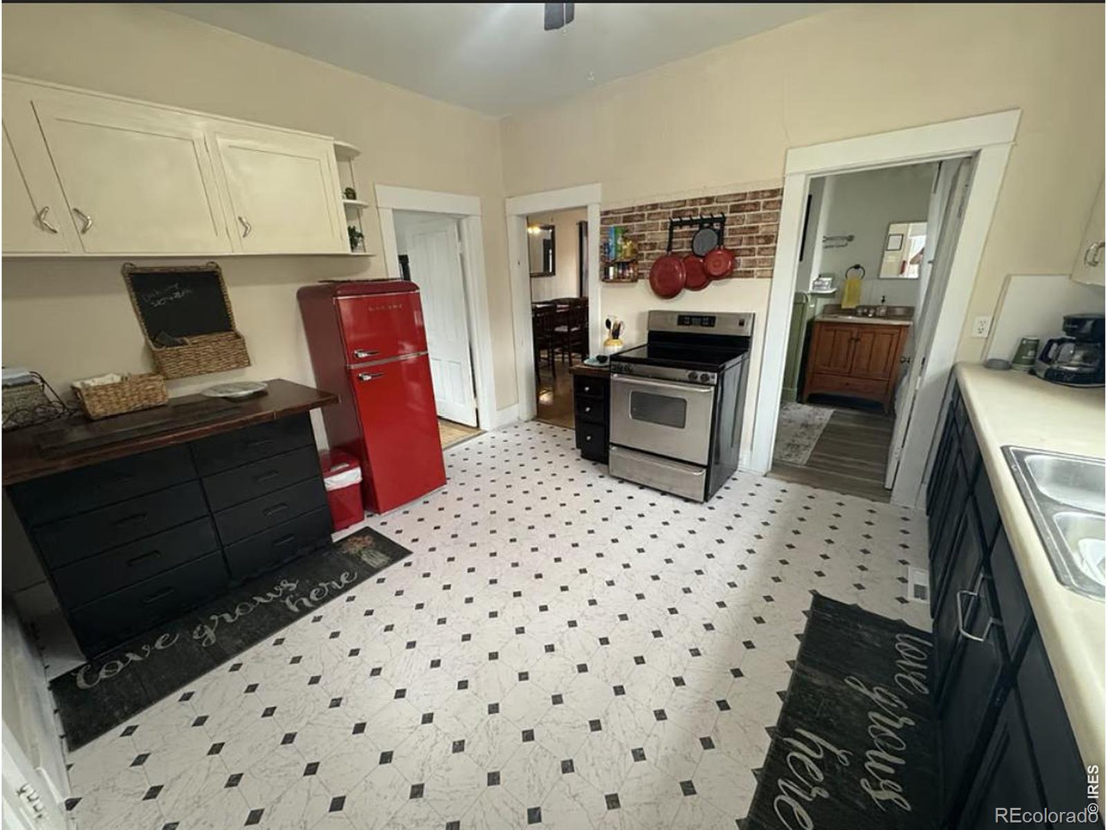 MLS Image #6 for 824  kimbark street,longmont, Colorado