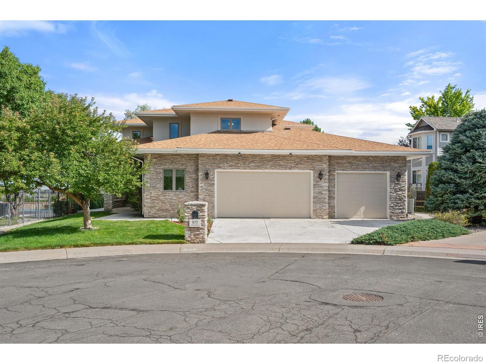 MLS Image #0 for 977  thorncreek court,thornton, Colorado