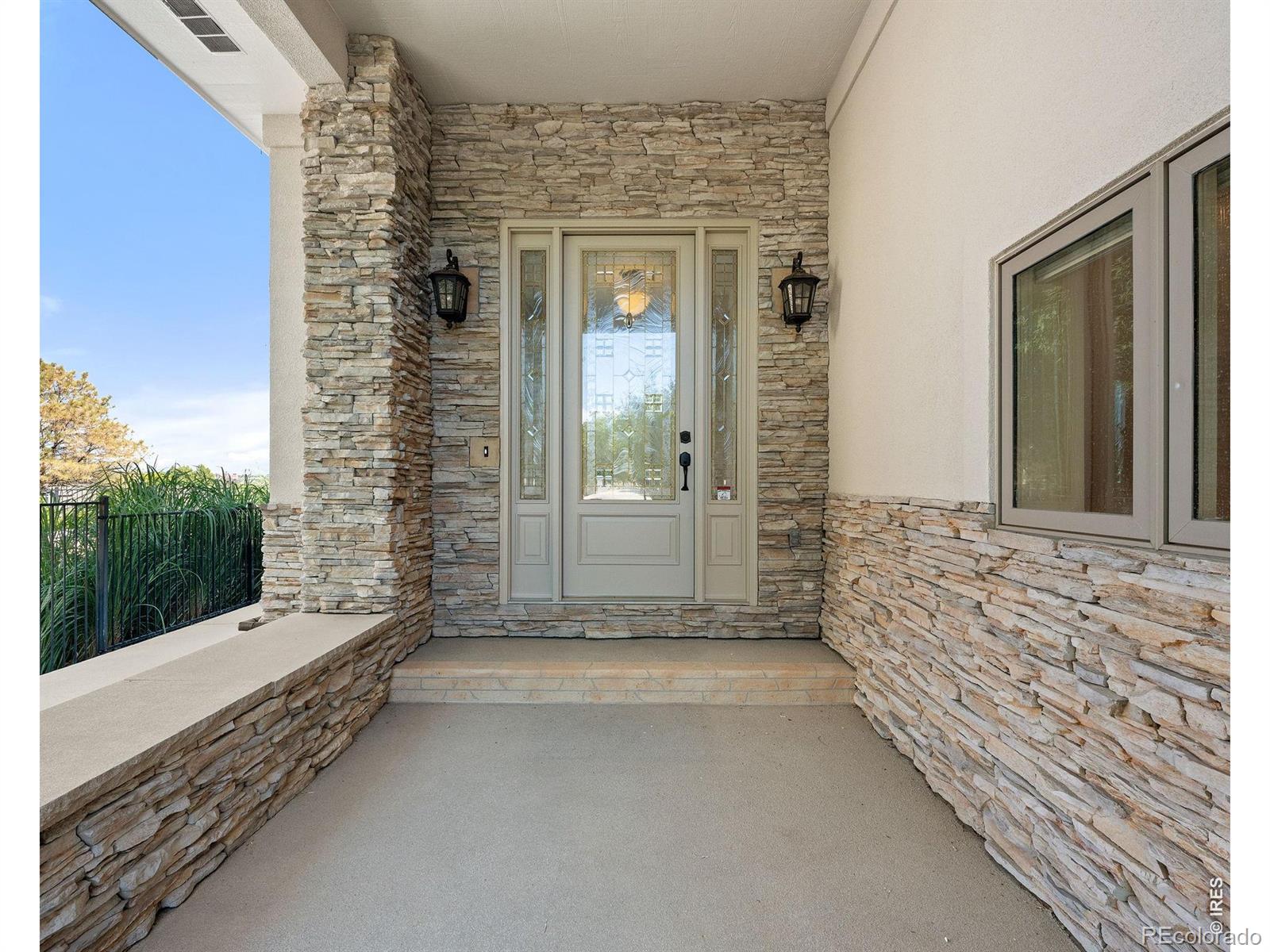 MLS Image #1 for 977  thorncreek court,thornton, Colorado