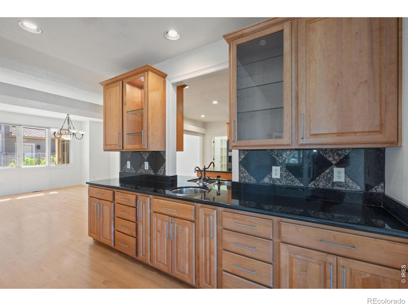 MLS Image #15 for 977  thorncreek court,thornton, Colorado