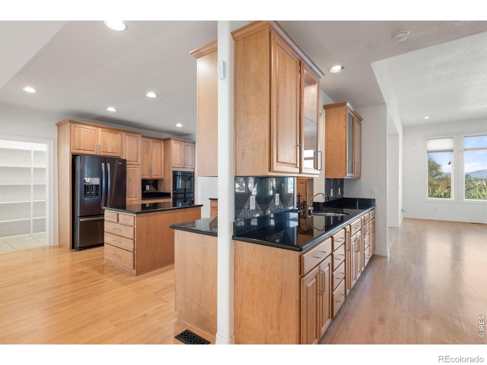MLS Image #16 for 977  thorncreek court,thornton, Colorado