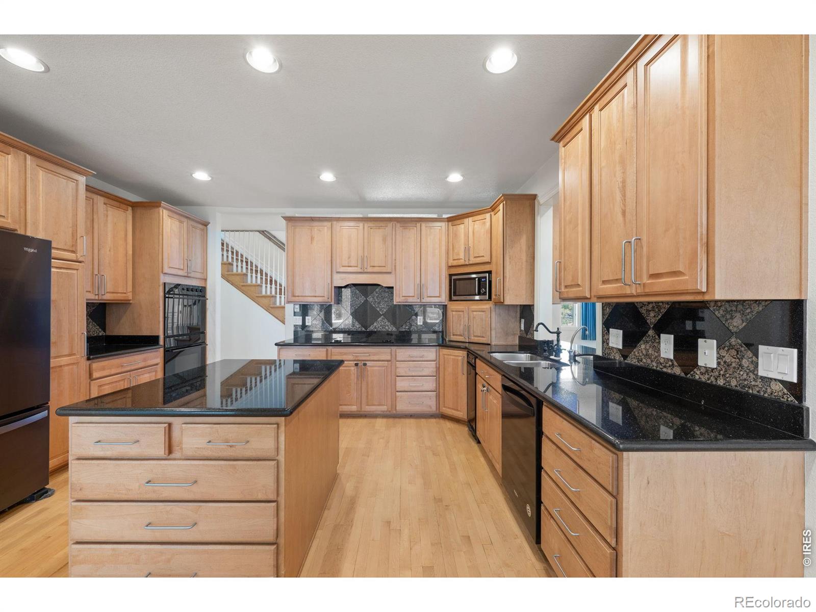 MLS Image #17 for 977  thorncreek court,thornton, Colorado