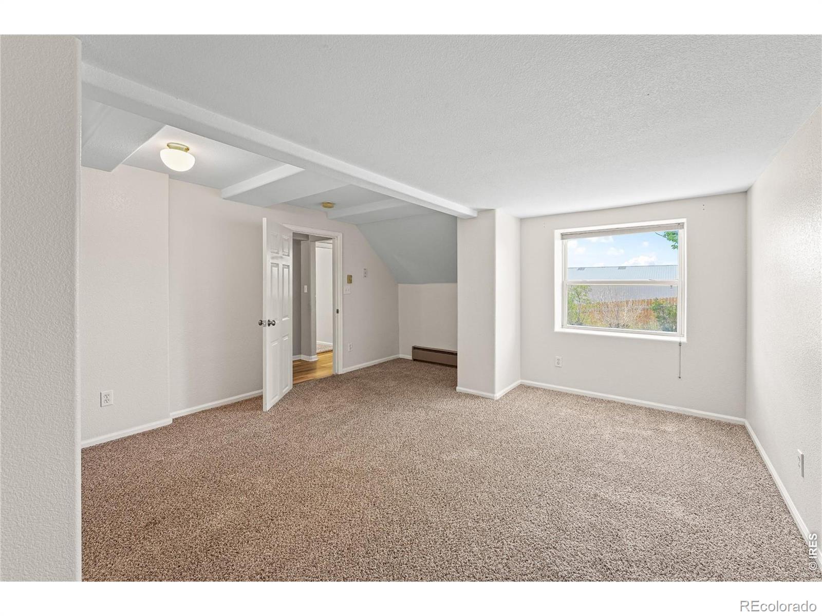 MLS Image #18 for 21400 e 11th avenue,aurora, Colorado