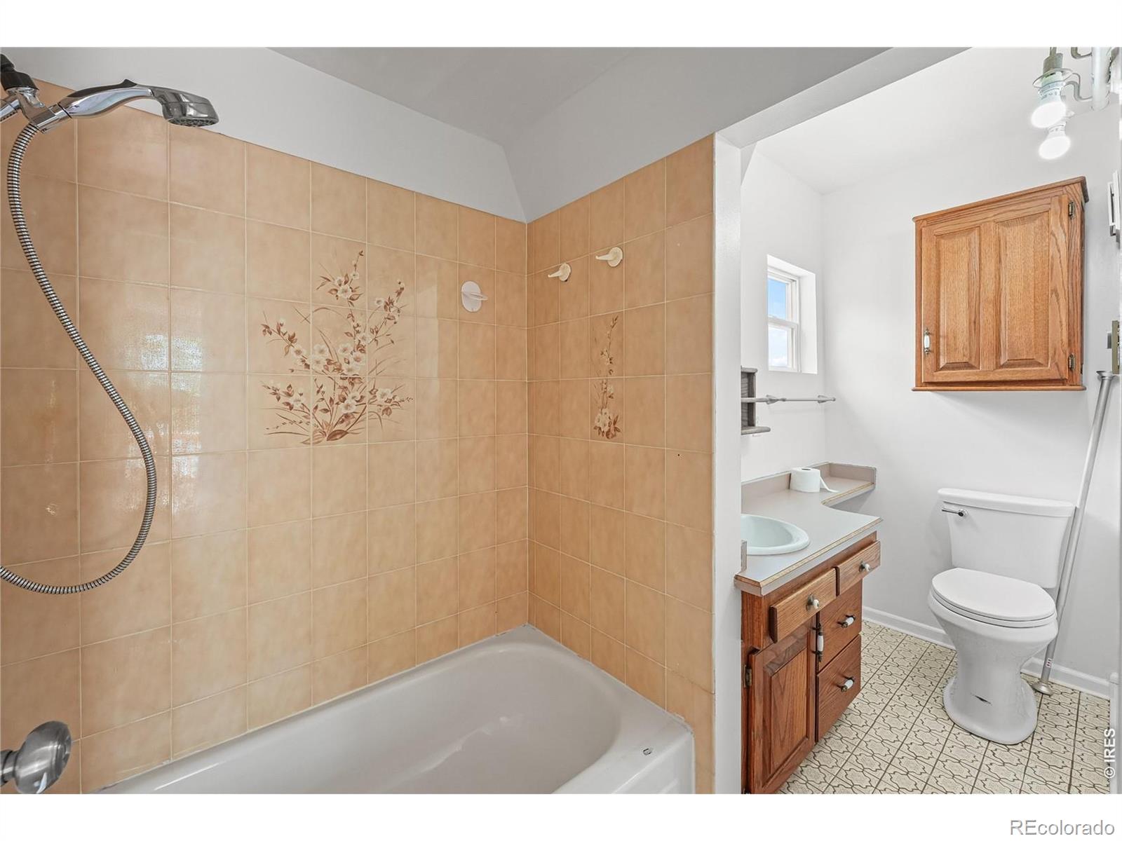 MLS Image #28 for 21400 e 11th avenue,aurora, Colorado