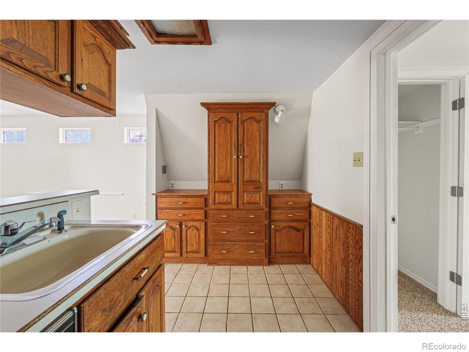 MLS Image #31 for 21400 e 11th avenue,aurora, Colorado