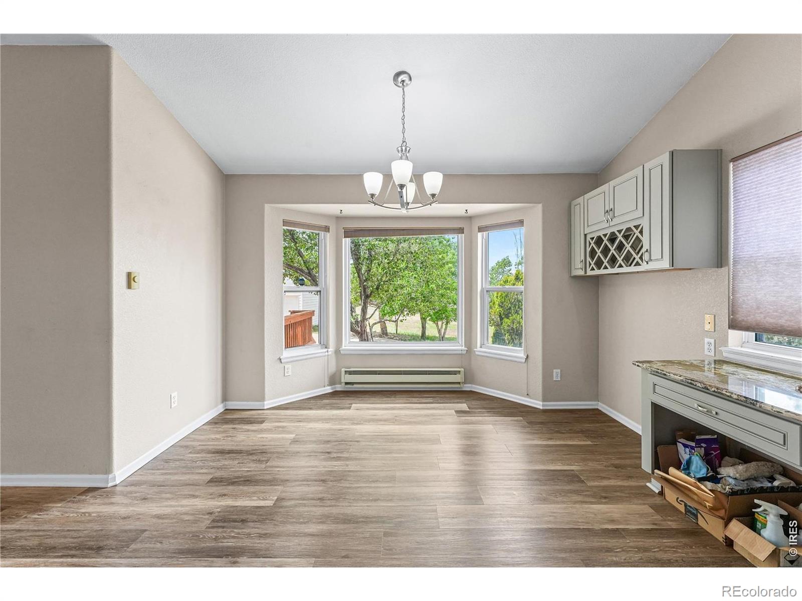 MLS Image #8 for 21400 e 11th avenue,aurora, Colorado