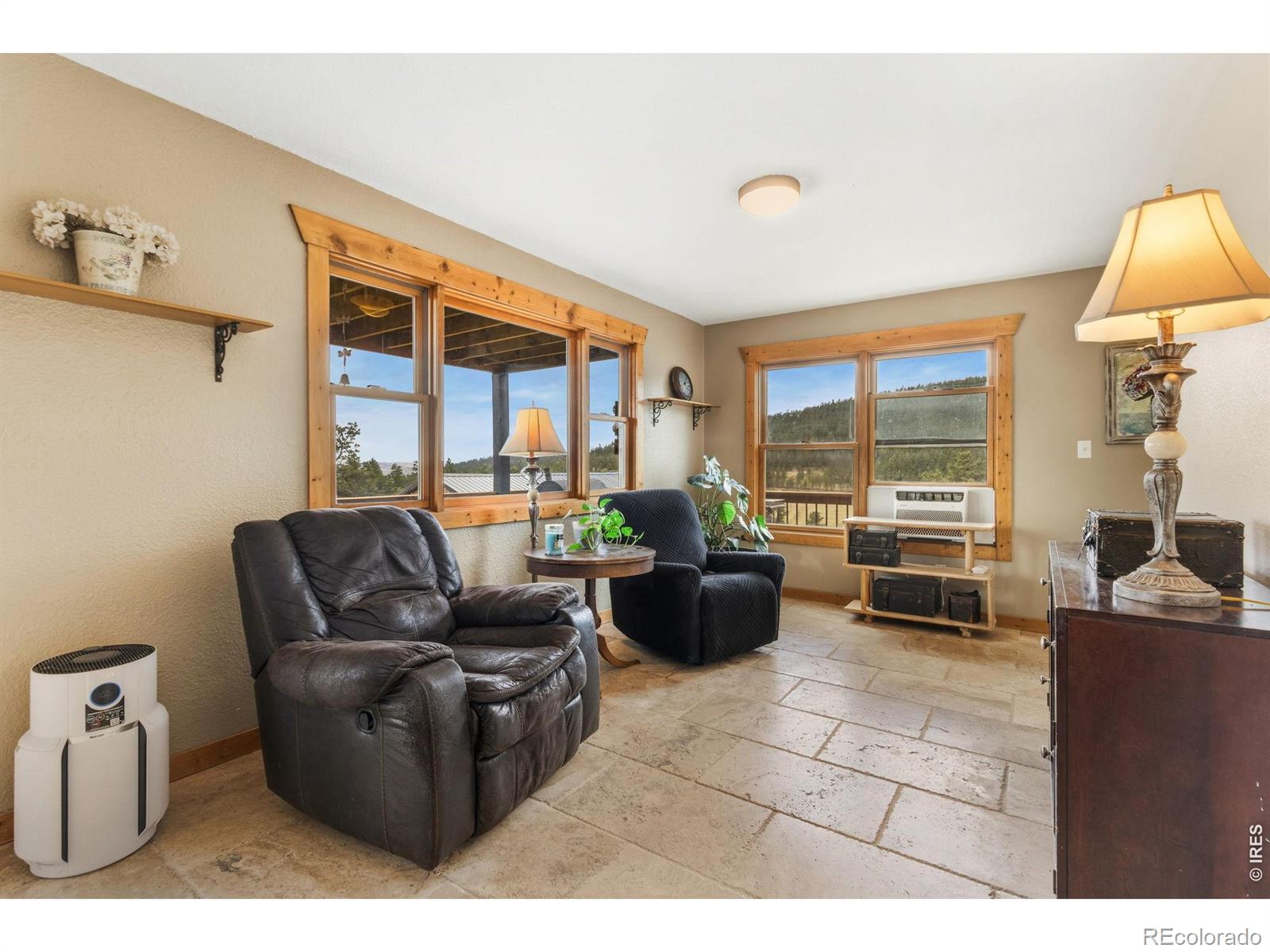 MLS Image #13 for 569  gordon court,livermore, Colorado