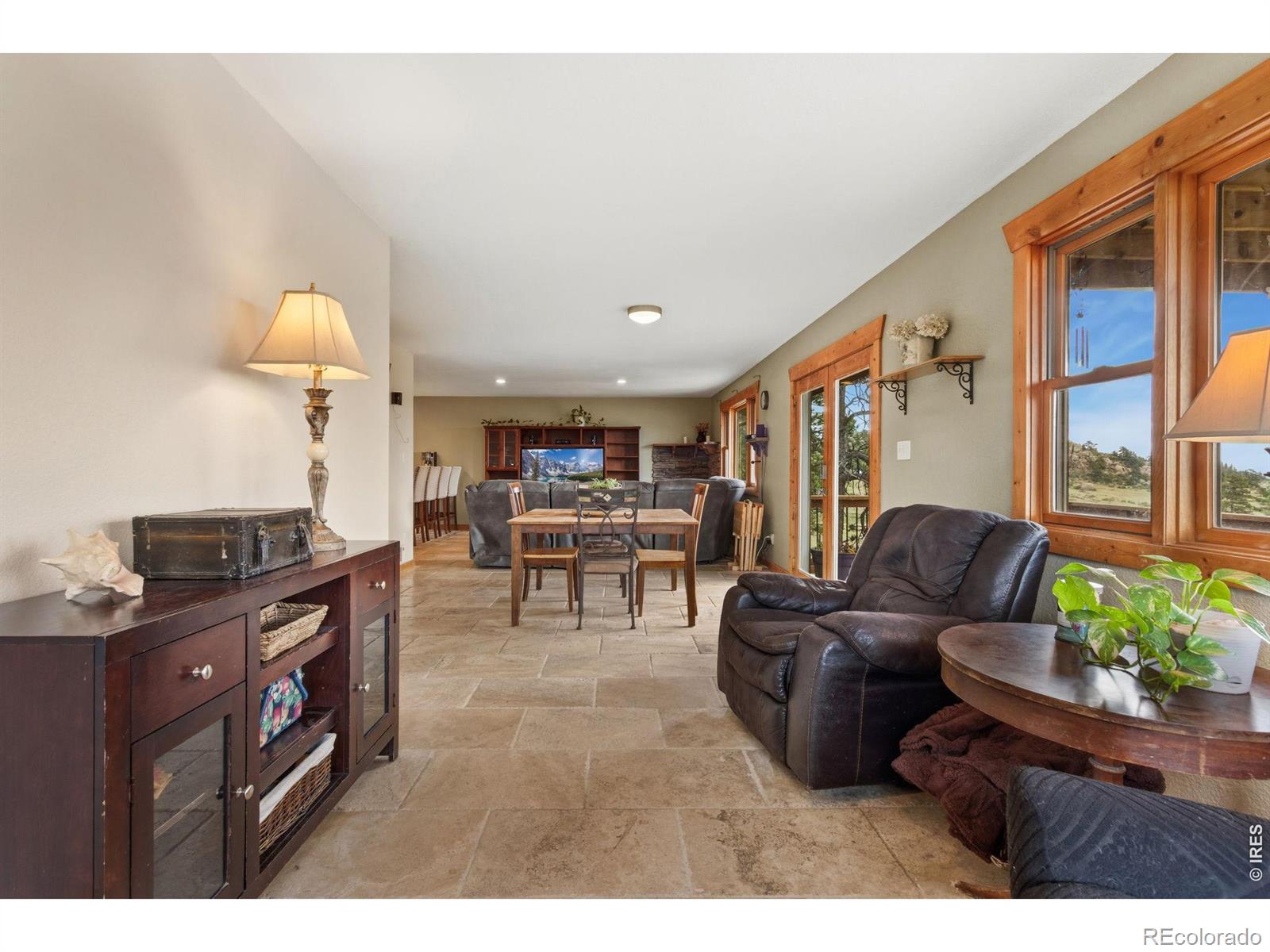 MLS Image #14 for 569  gordon court,livermore, Colorado