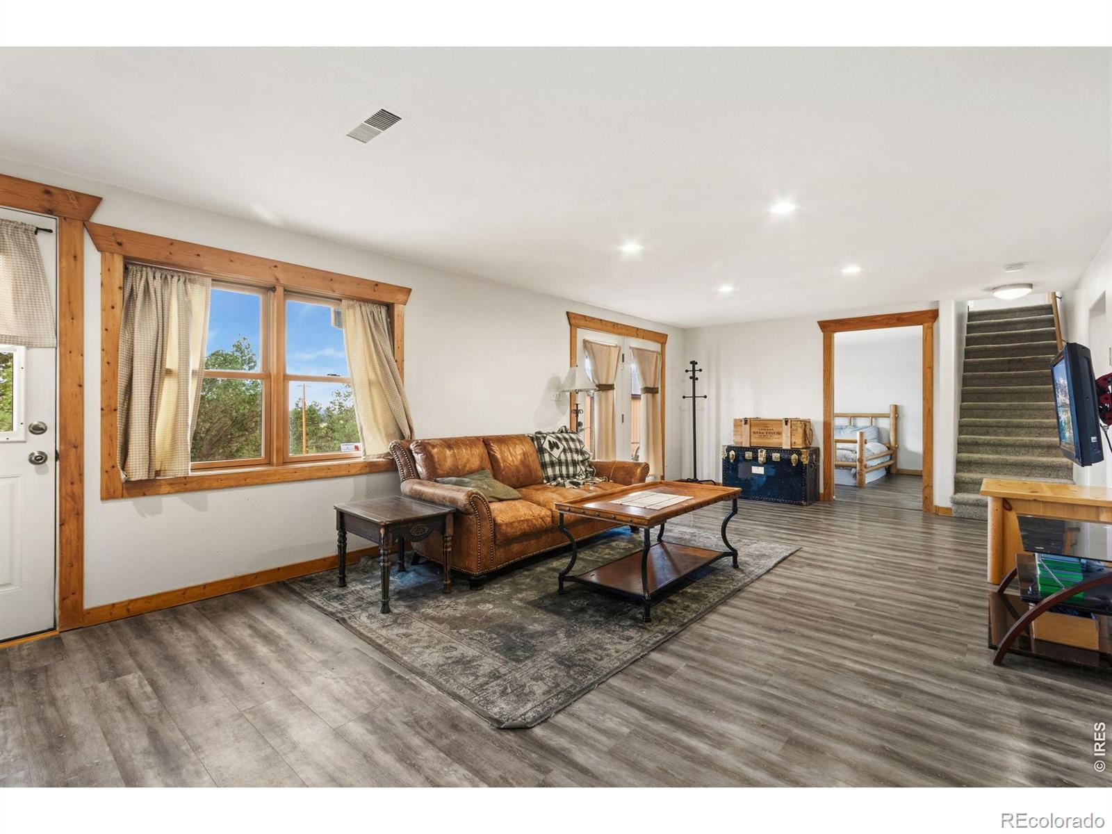 MLS Image #28 for 569  gordon court,livermore, Colorado