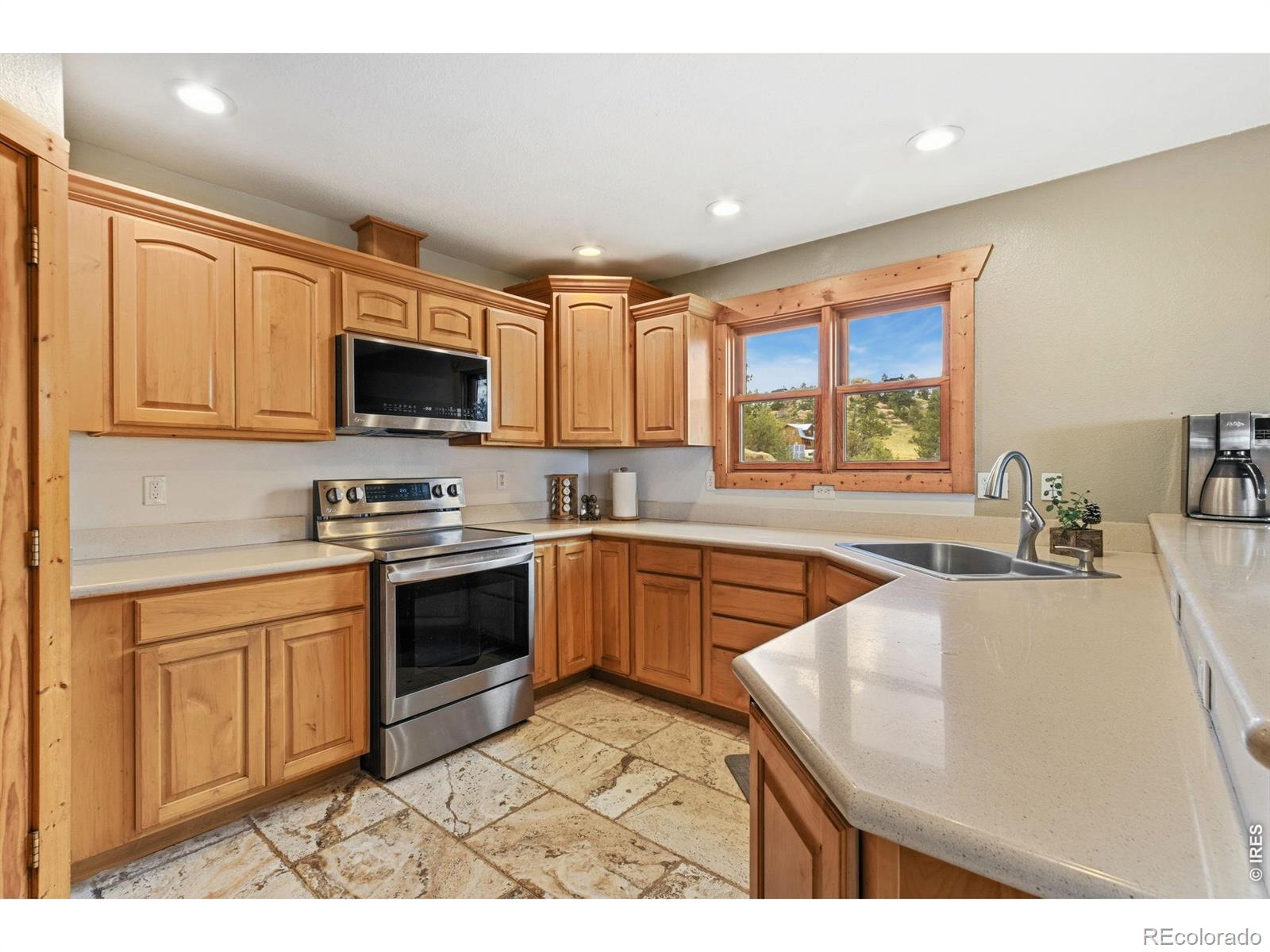 MLS Image #9 for 569  gordon court,livermore, Colorado