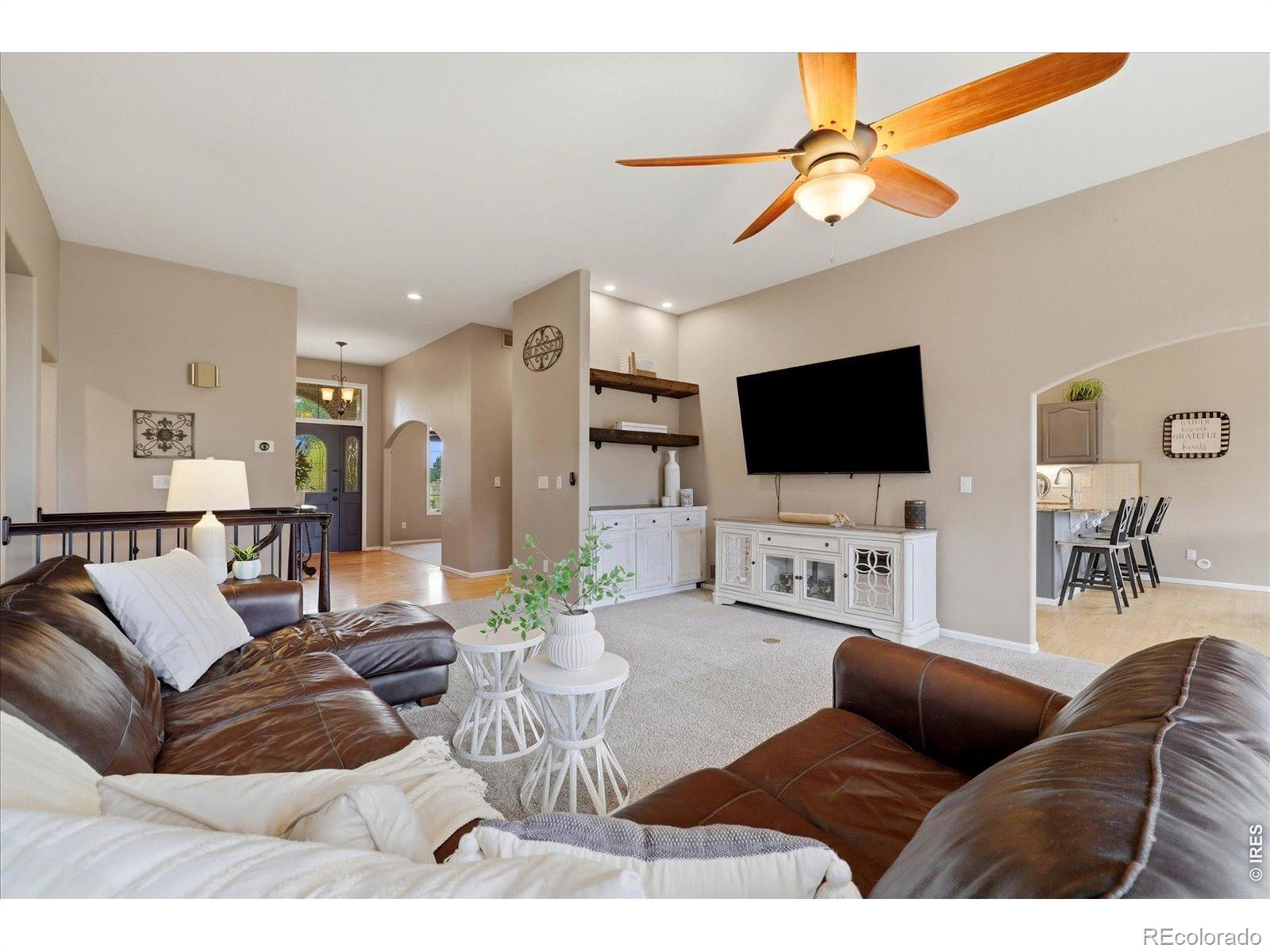 MLS Image #10 for 104  grand view circle,mead, Colorado