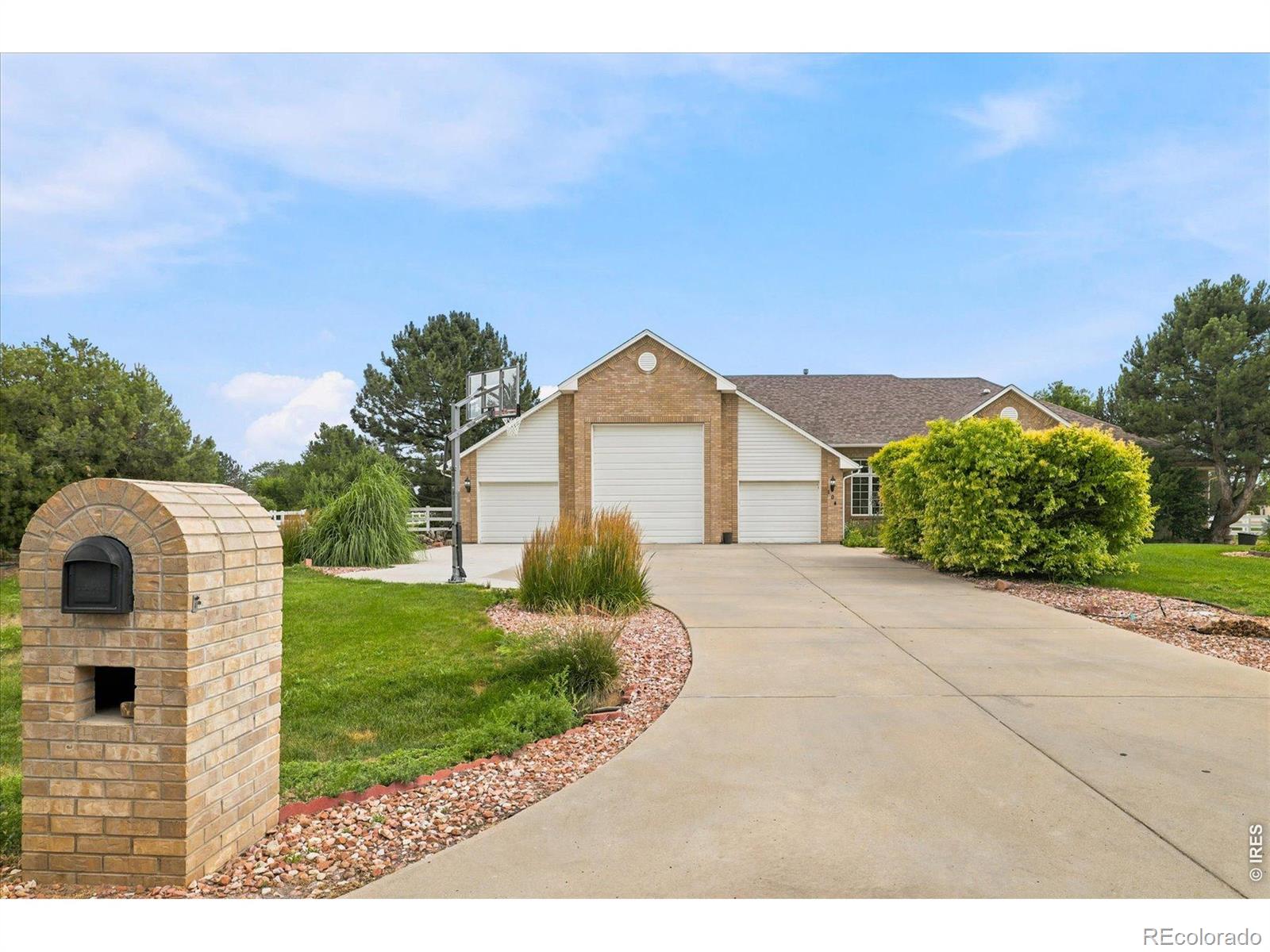 MLS Image #2 for 104  grand view circle,mead, Colorado