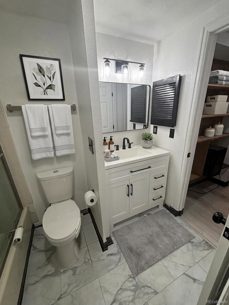 MLS Image #3 for 11115 e alameda avenue,aurora, Colorado