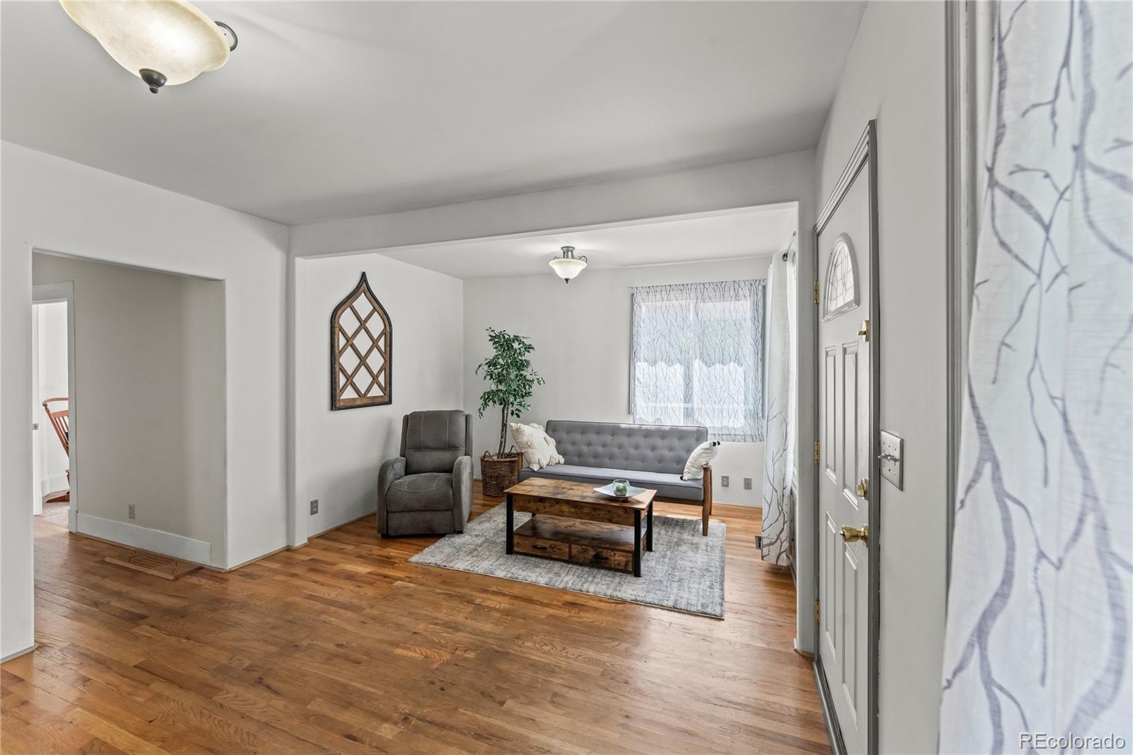 MLS Image #3 for 814 e yampa street,colorado springs, Colorado