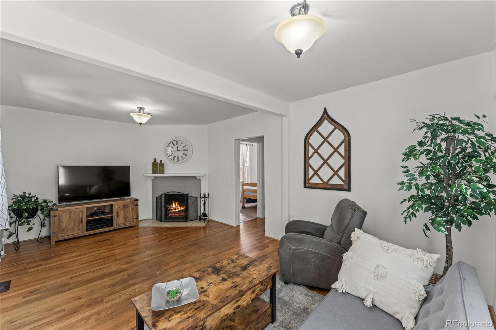 MLS Image #4 for 814 e yampa street,colorado springs, Colorado