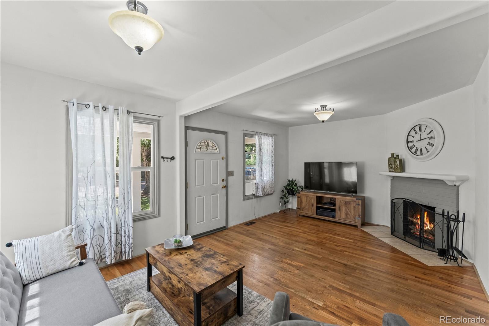 MLS Image #5 for 814 e yampa street,colorado springs, Colorado