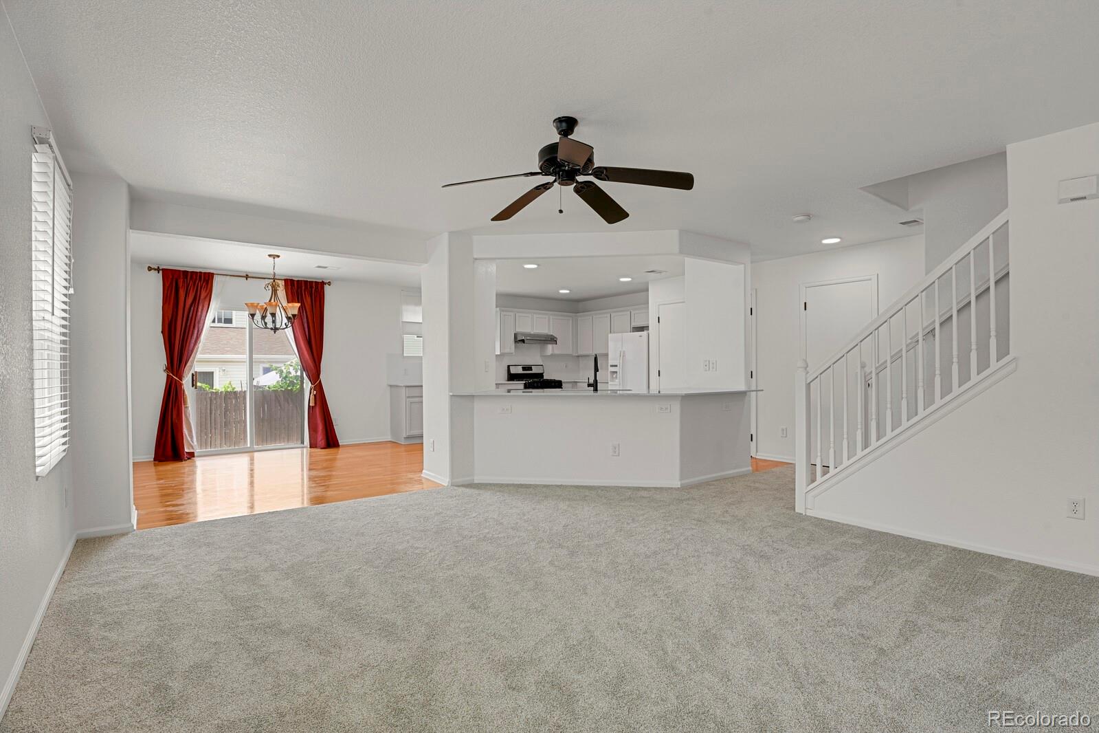 MLS Image #3 for 5530 s quemoy circle,aurora, Colorado
