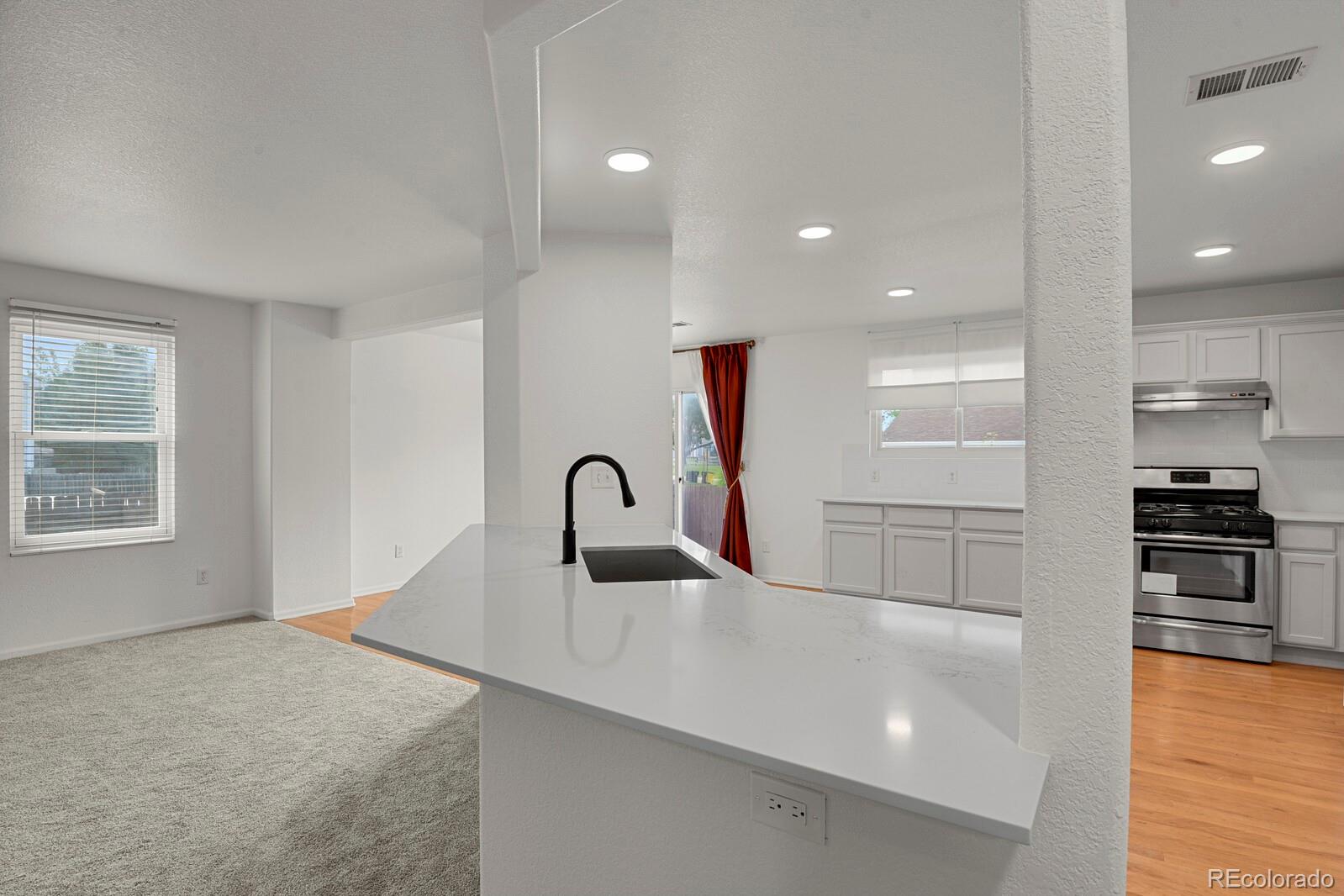 MLS Image #7 for 5530 s quemoy circle,aurora, Colorado