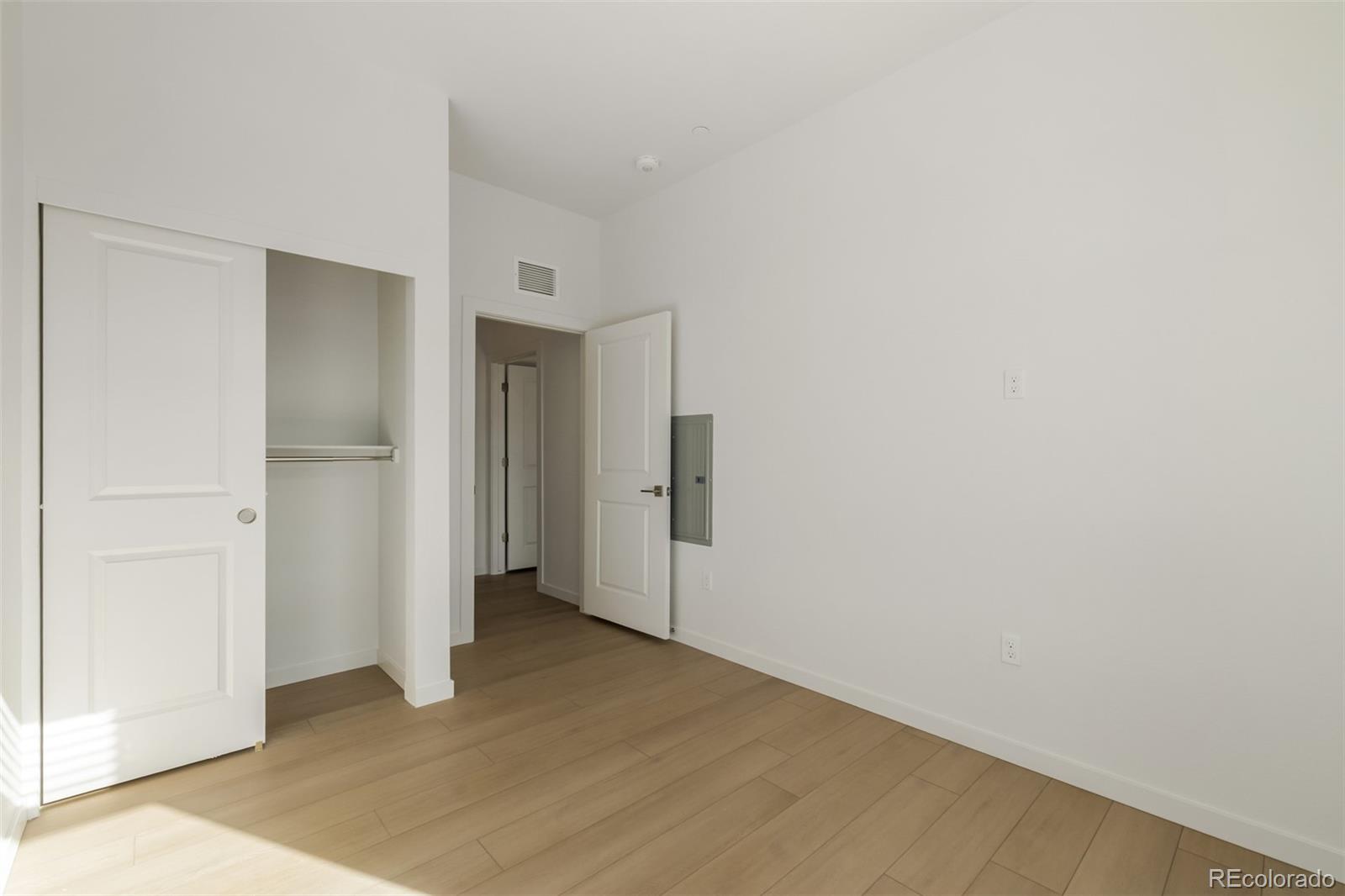 MLS Image #20 for 6153 n ceylon street,denver, Colorado