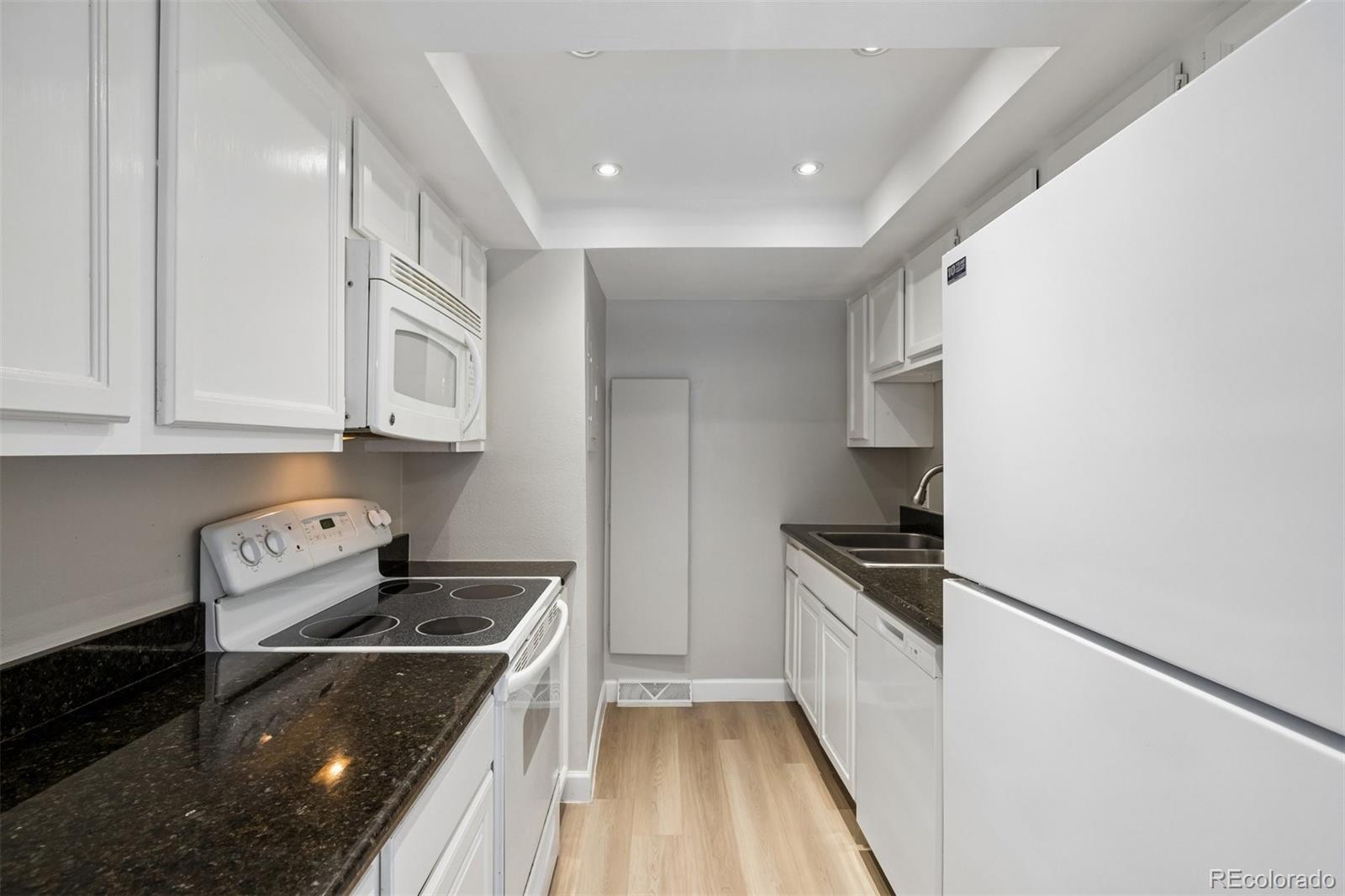 MLS Image #5 for 1145 s oneida street d,denver, Colorado