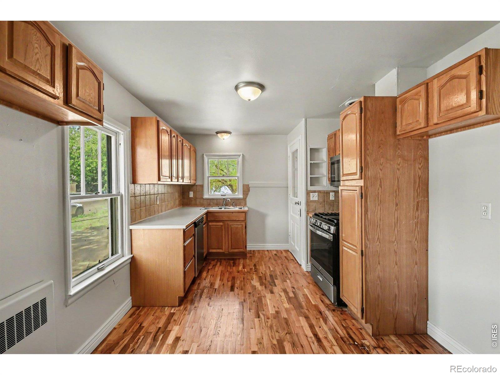 MLS Image #6 for 1115  14th street,greeley, Colorado