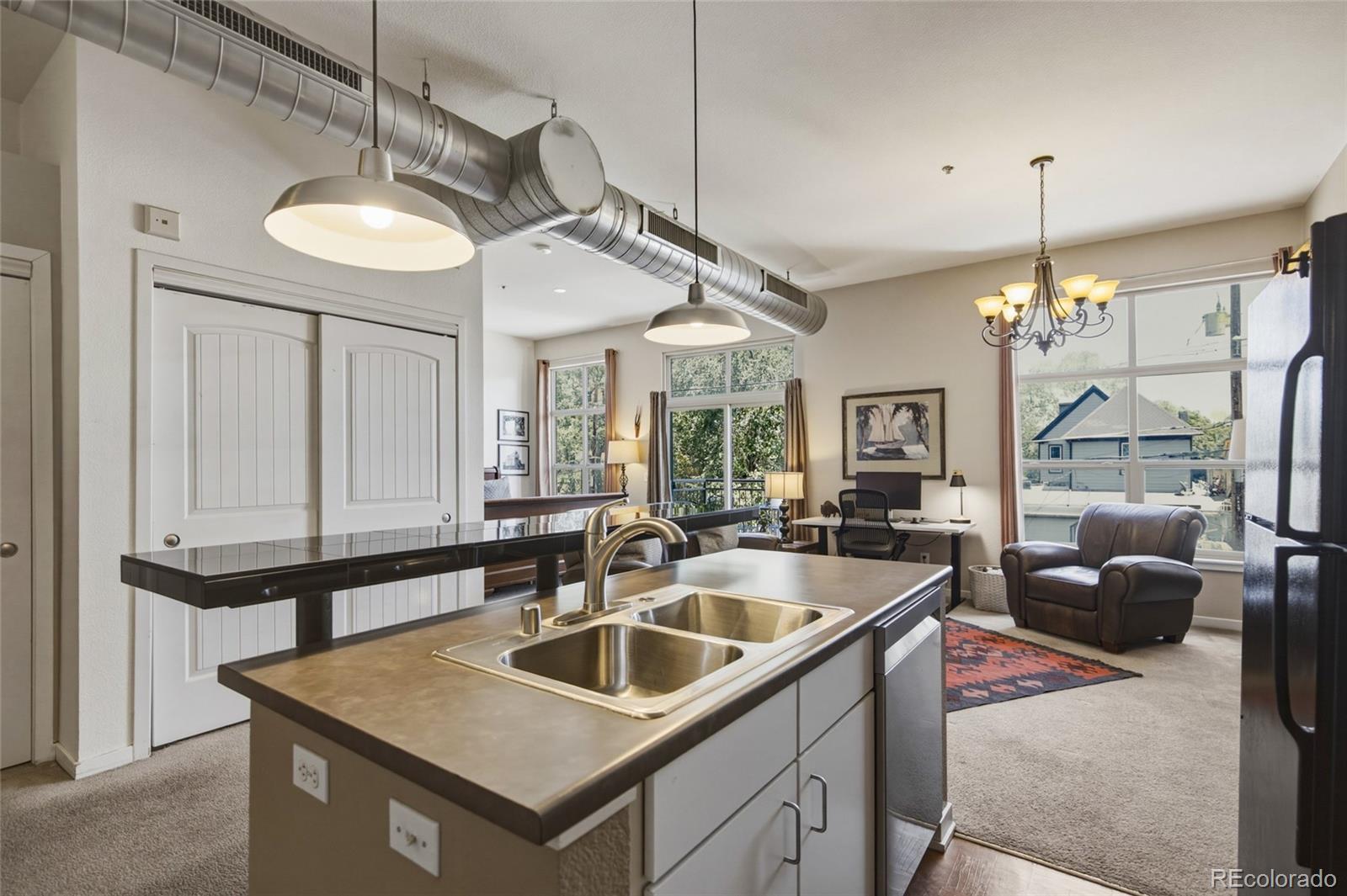 MLS Image #11 for 2900 n downing street 202,denver, Colorado