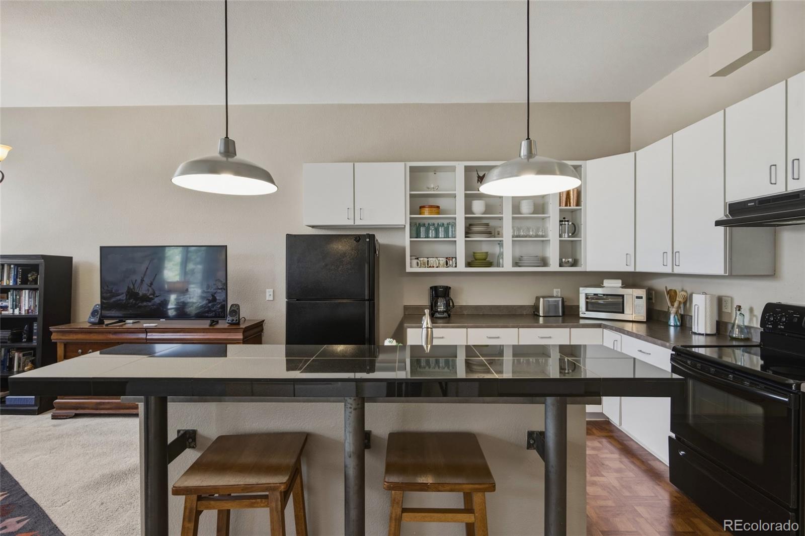 MLS Image #8 for 2900 n downing street 202,denver, Colorado