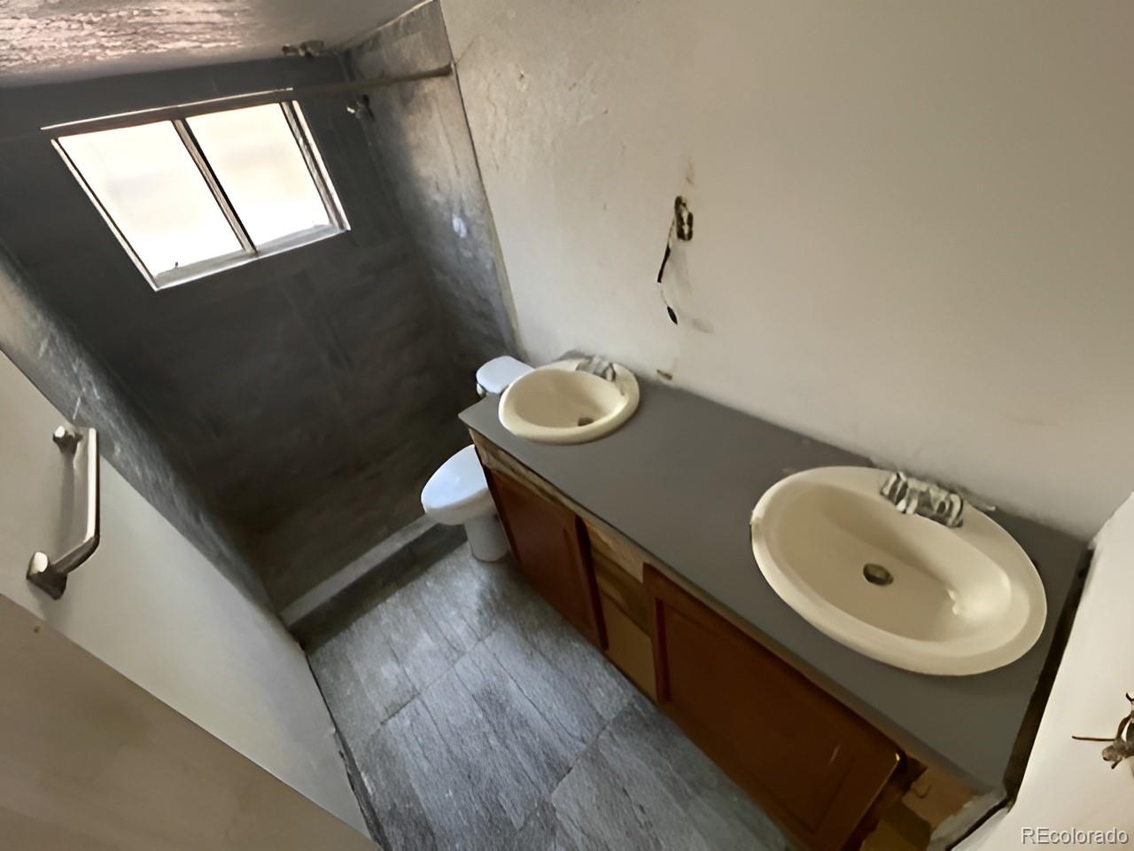 MLS Image #11 for 1100 s zenobia street,denver, Colorado