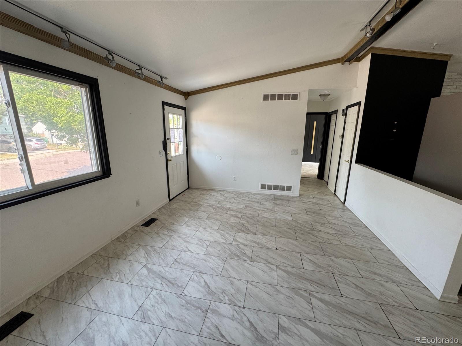 MLS Image #2 for 4252 s quintero way,aurora, Colorado