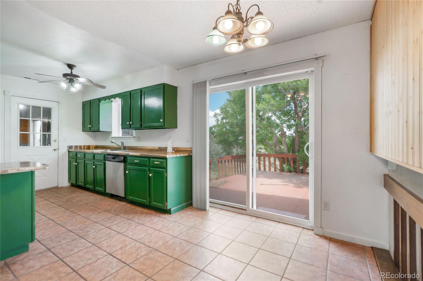 MLS Image #10 for 1825  arabian trail,elizabeth, Colorado