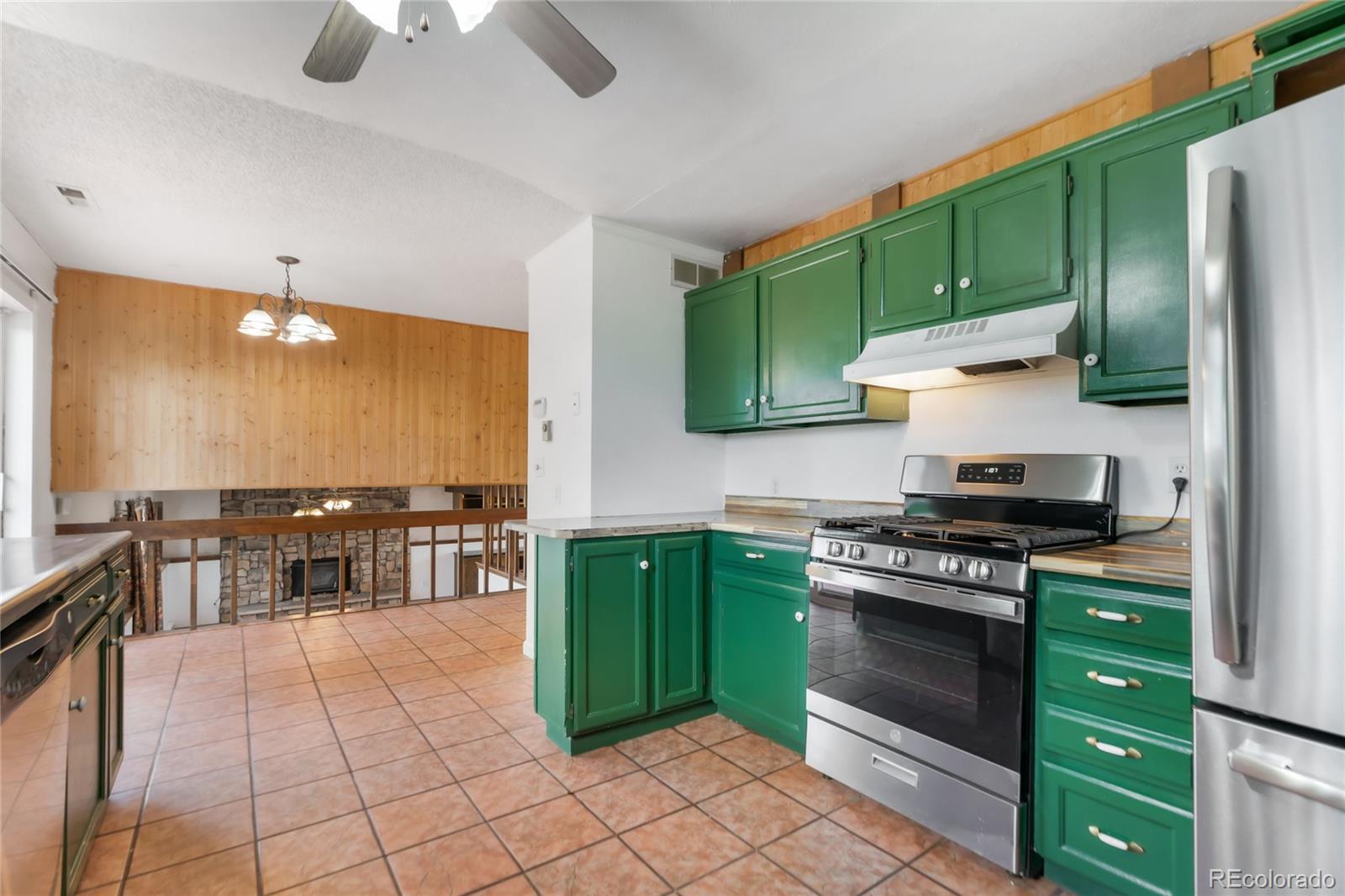 MLS Image #7 for 1825  arabian trail,elizabeth, Colorado