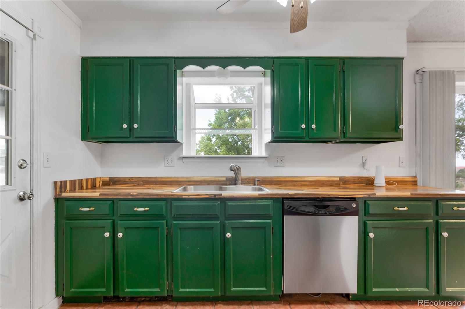 MLS Image #9 for 1825  arabian trail,elizabeth, Colorado