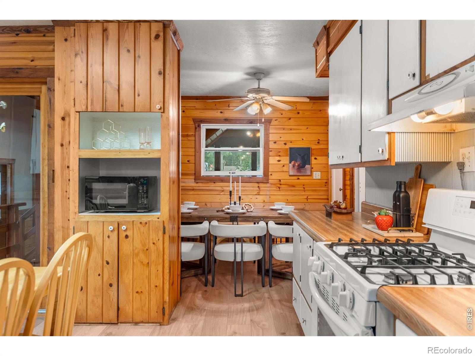 MLS Image #23 for 328 s overland trail,fort collins, Colorado