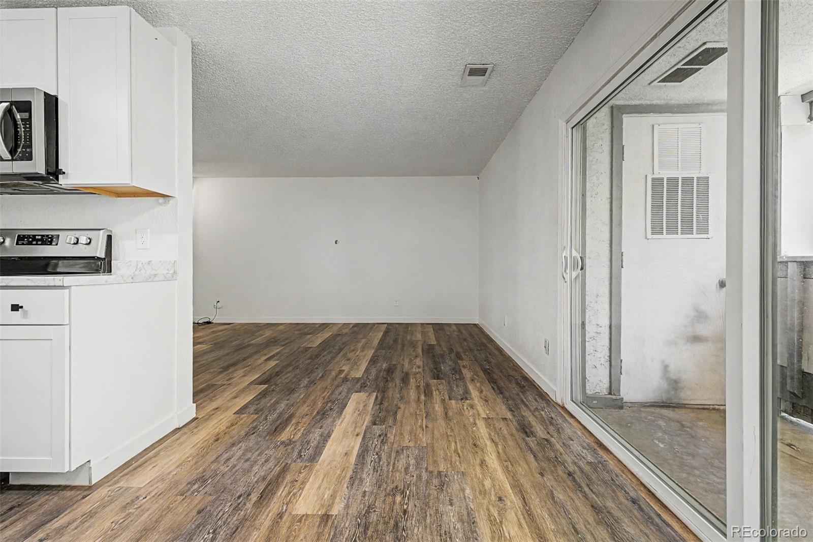 MLS Image #14 for 10712 e exposition avenue,aurora, Colorado