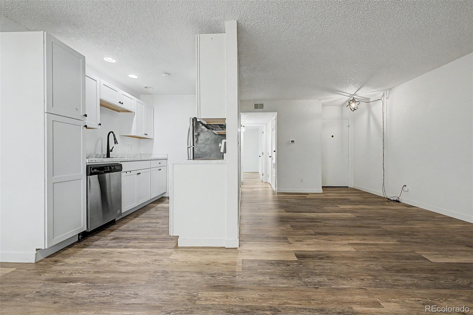 MLS Image #8 for 10712 e exposition avenue,aurora, Colorado