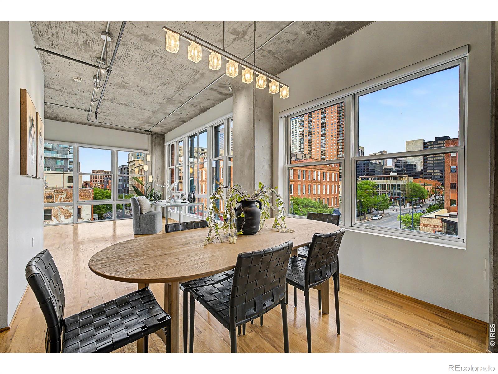 MLS Image #39 for 1499  blake street,denver, Colorado