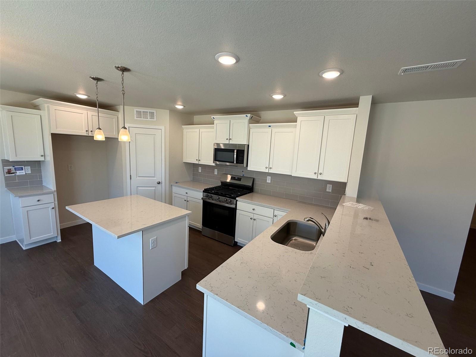 MLS Image #3 for 776 n carrie court,watkins, Colorado
