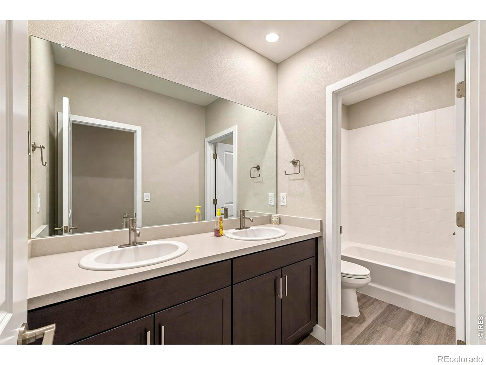 MLS Image #30 for 12611  lake view street,firestone, Colorado