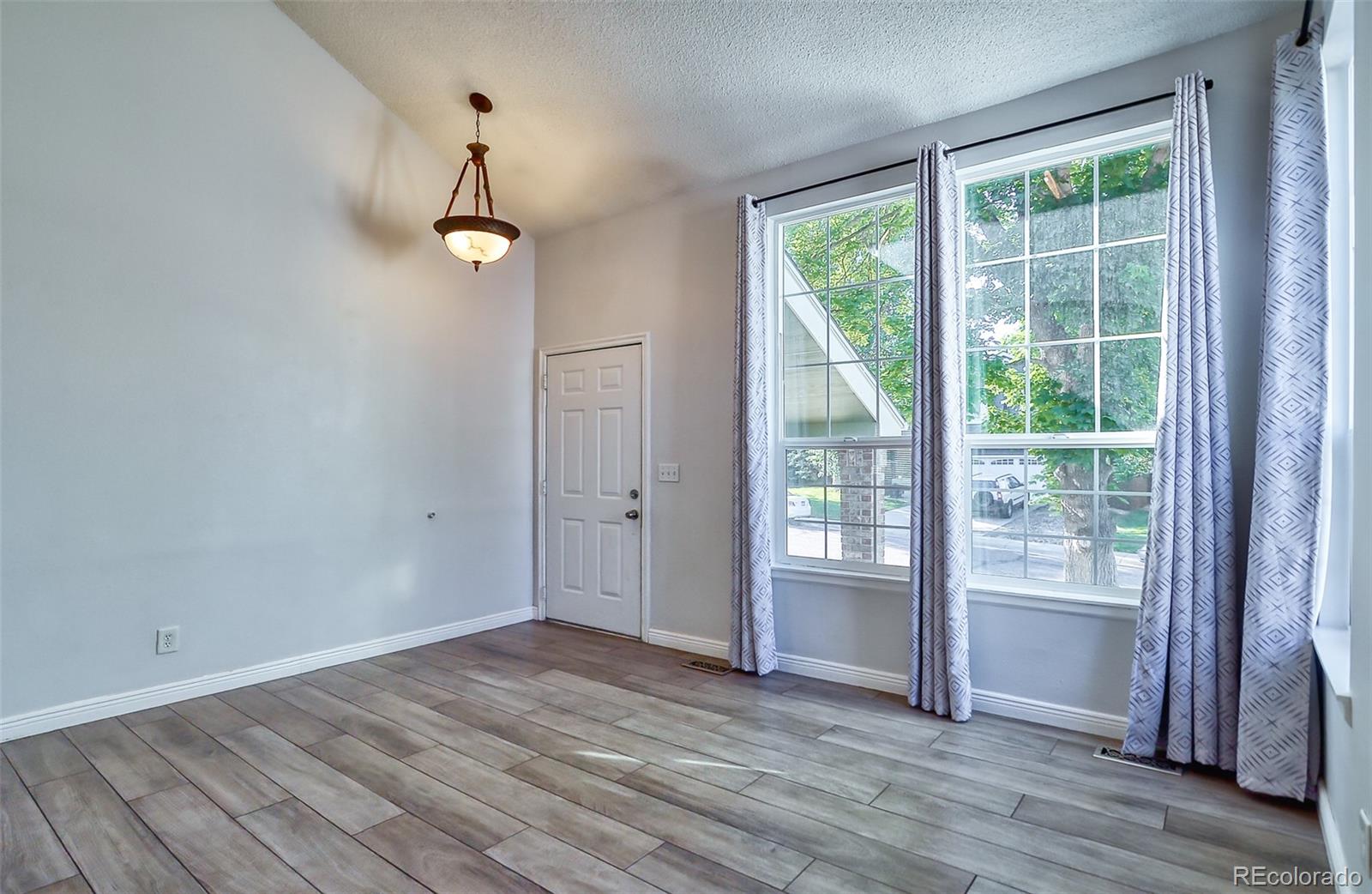 MLS Image #3 for 1025  brittany way,littleton, Colorado